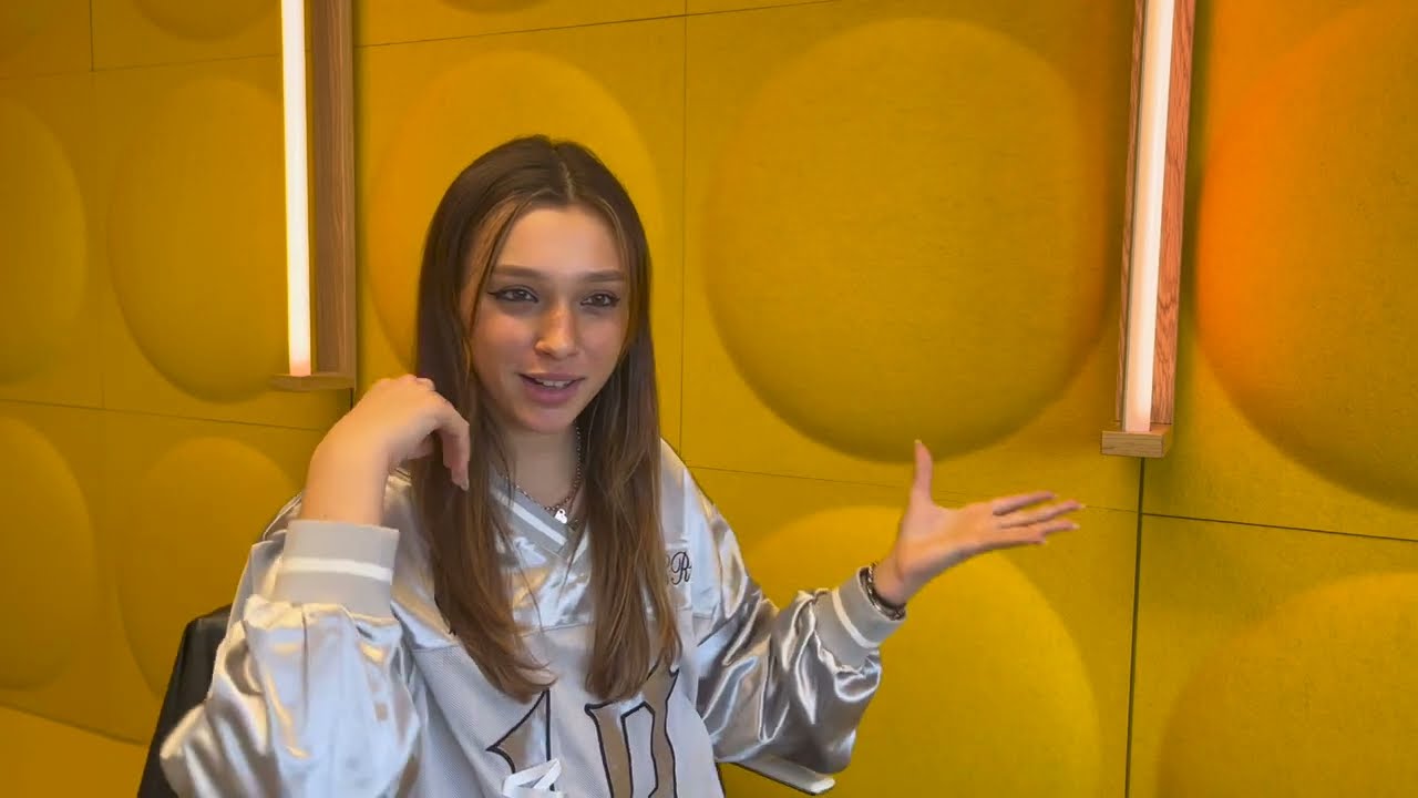 Sarah presenta il singolo 