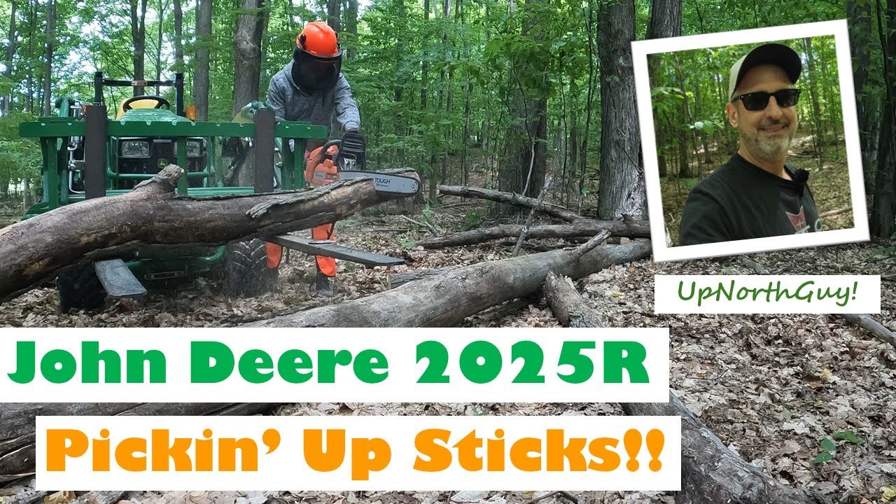 John Deere 2025R Compact Tractor - Clearing the Trails!!