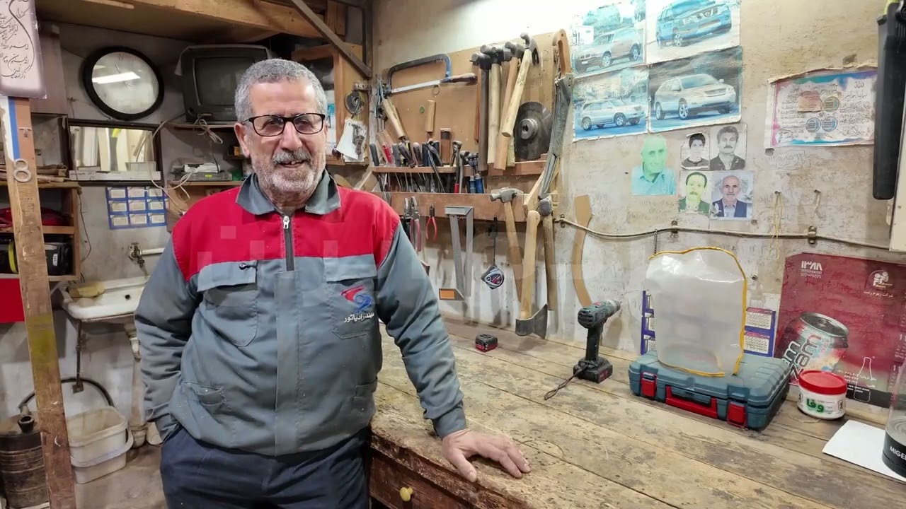 ۴۰ سال نجاری دست‌ساز در شنبه‌بازار انزلی🔥هم‌مدرسه‌ای استاندار🔥عمو ابراهیم کردیزاد🔥قسمت اول