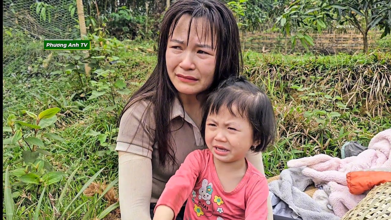 The homeless mother & daughter, along with the soldier, continue their efforts to complete the house
