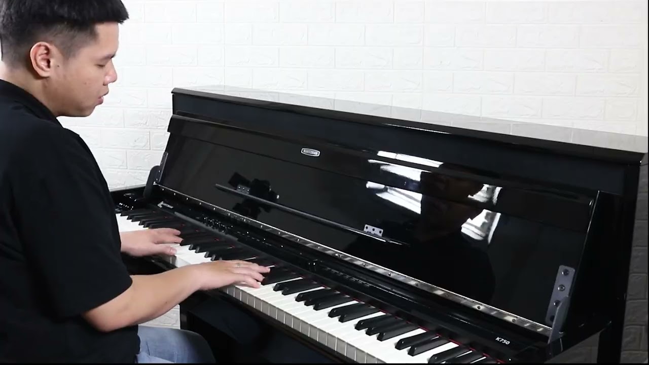 CAN'T TAKE MY EYES OFF YOU || PIANO COVER - KURTZMAN K750
