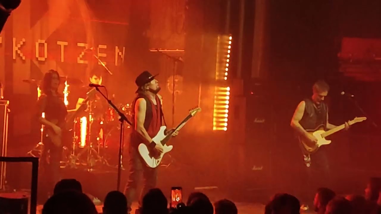 SMITH/KOTZEN -Scars- (Black light/White noise tour) 