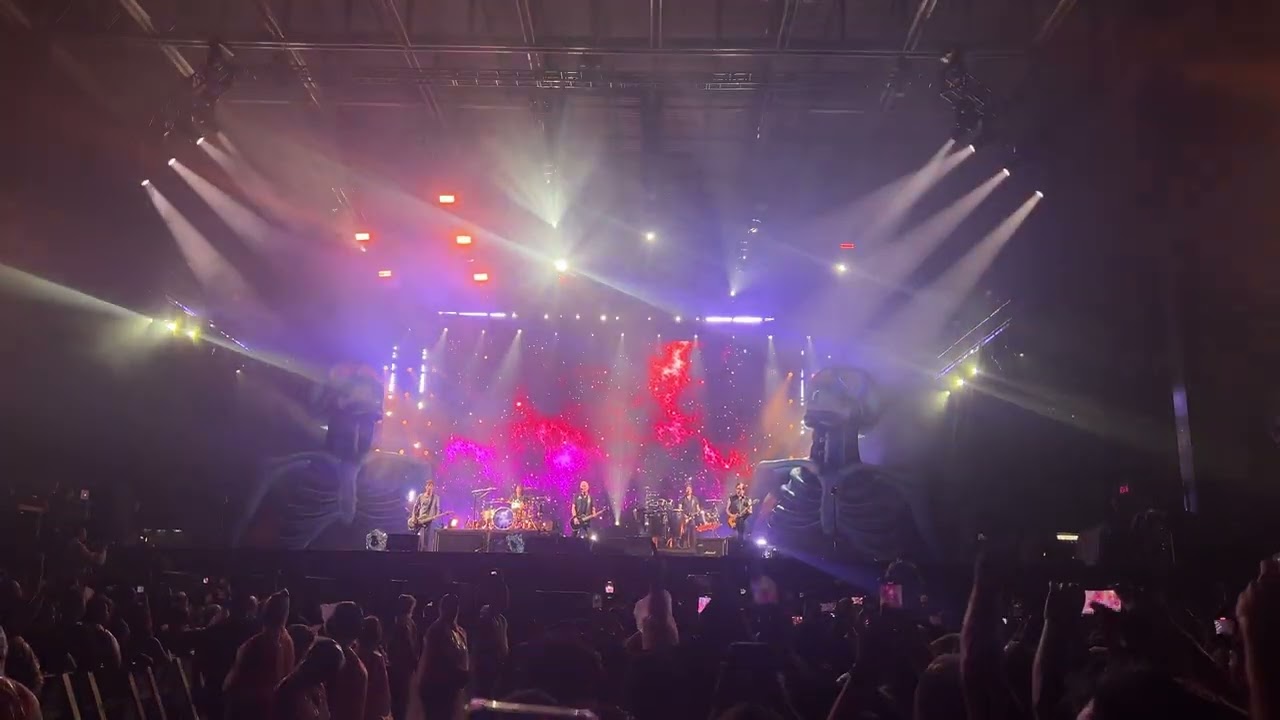 The Offspring - Gone Away (Curitiba - Pedreira Paulo Leminski 09/03/2025)