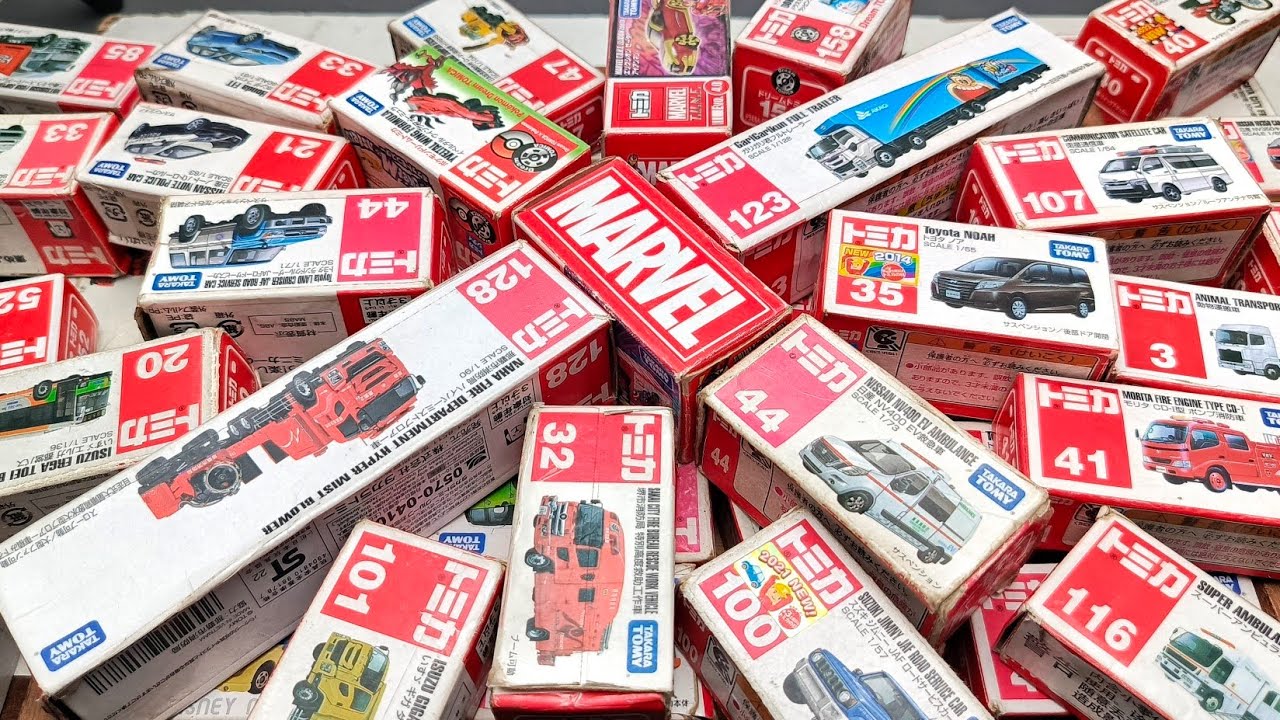 トミカミニカーが箱に盛り沢山!収納するよ。トミカのベストコレクションを動画でまとめました! -