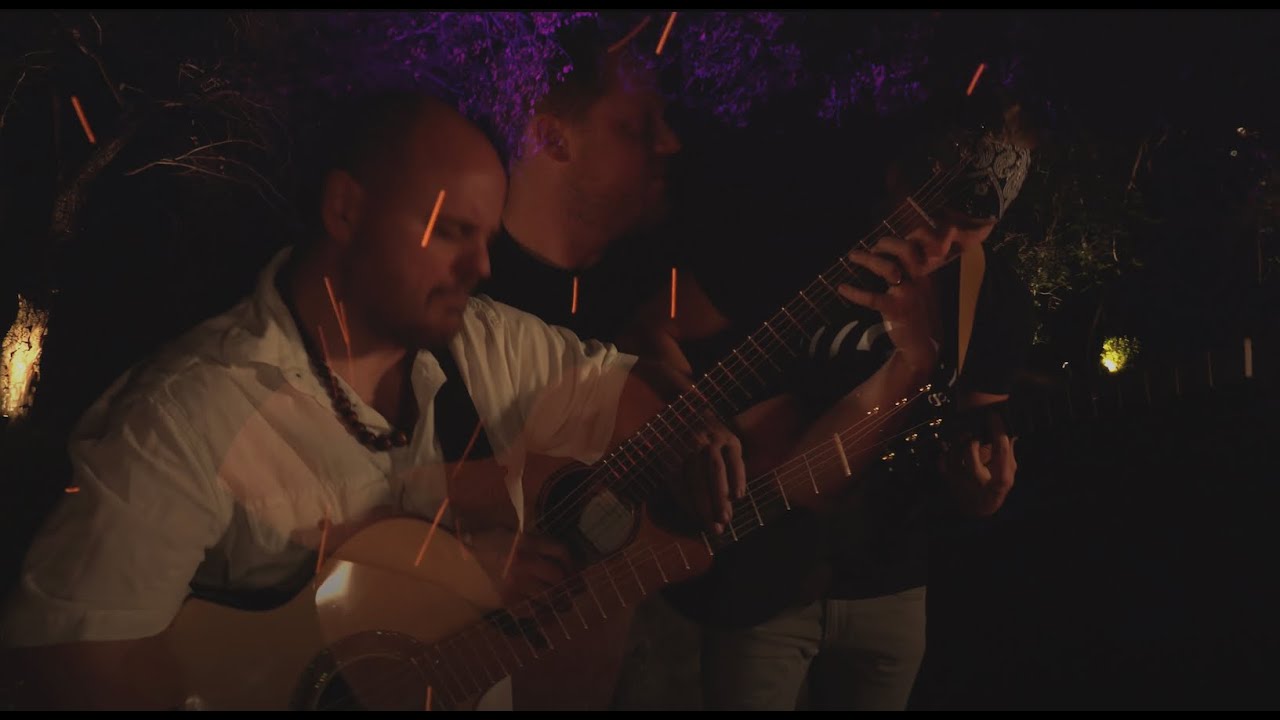 tripliciti - &ldquo;Hunter&rsquo;s Moon&rdquo; - Acoustic Guitar (Feat.Andy McKee, Calum Graham & Trevor Gordon Hall)