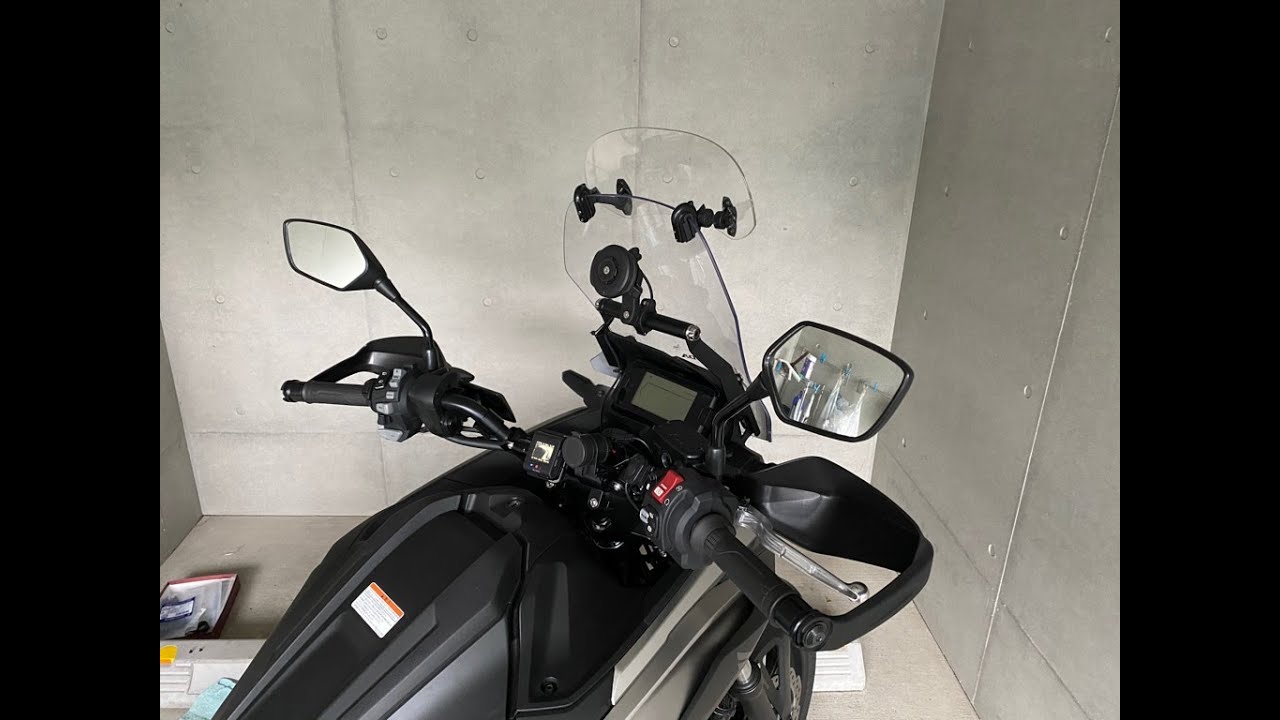 2021年式、NC750X　純正ナックルガード取付（メットホルダー取付）