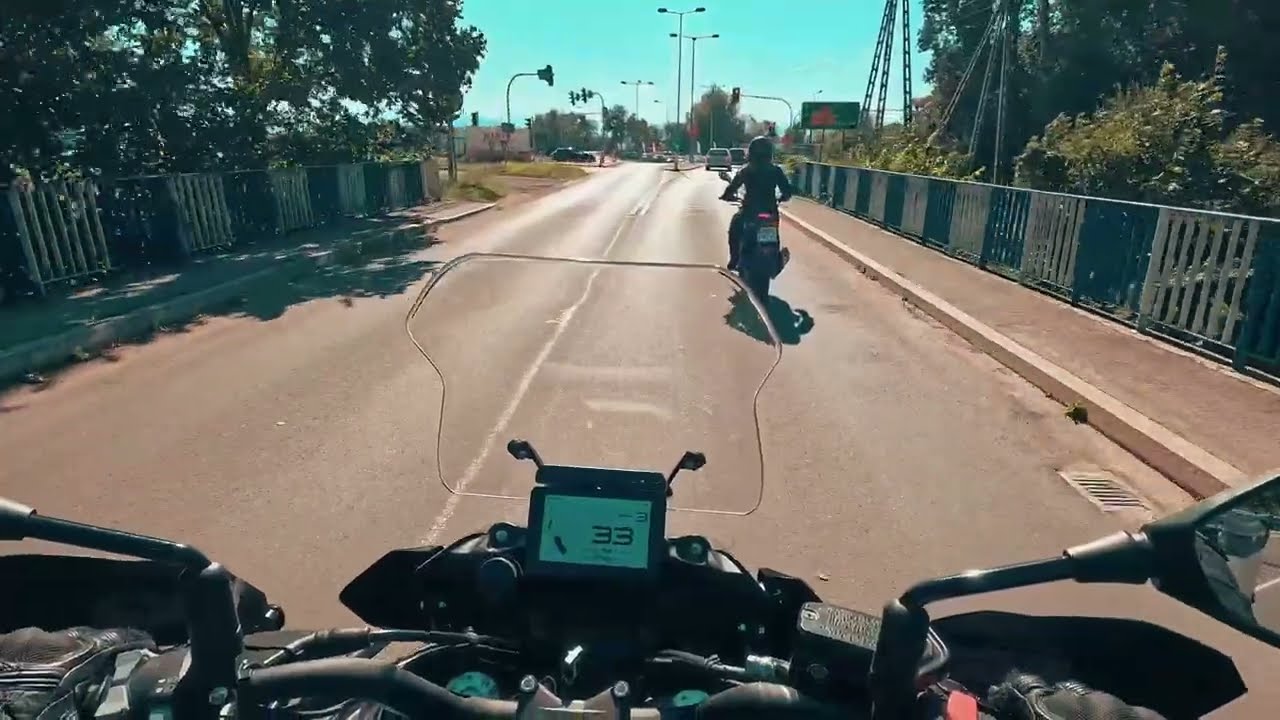 Benelli TRK 702 i Keeway RKF 125 wycieczka na obiad Zielona Zatoka
