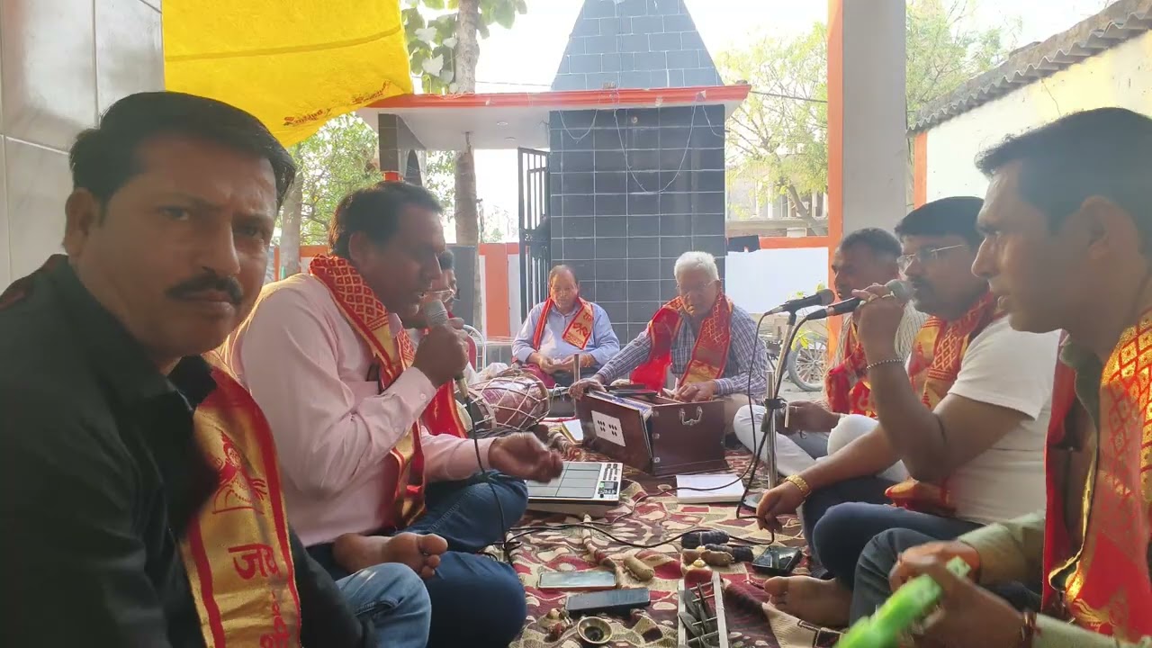 Very lovely bhajan of Radhakrishna ji... #bhajan #bhakti #jaimatadi @tseries @ShemarooBhakti 