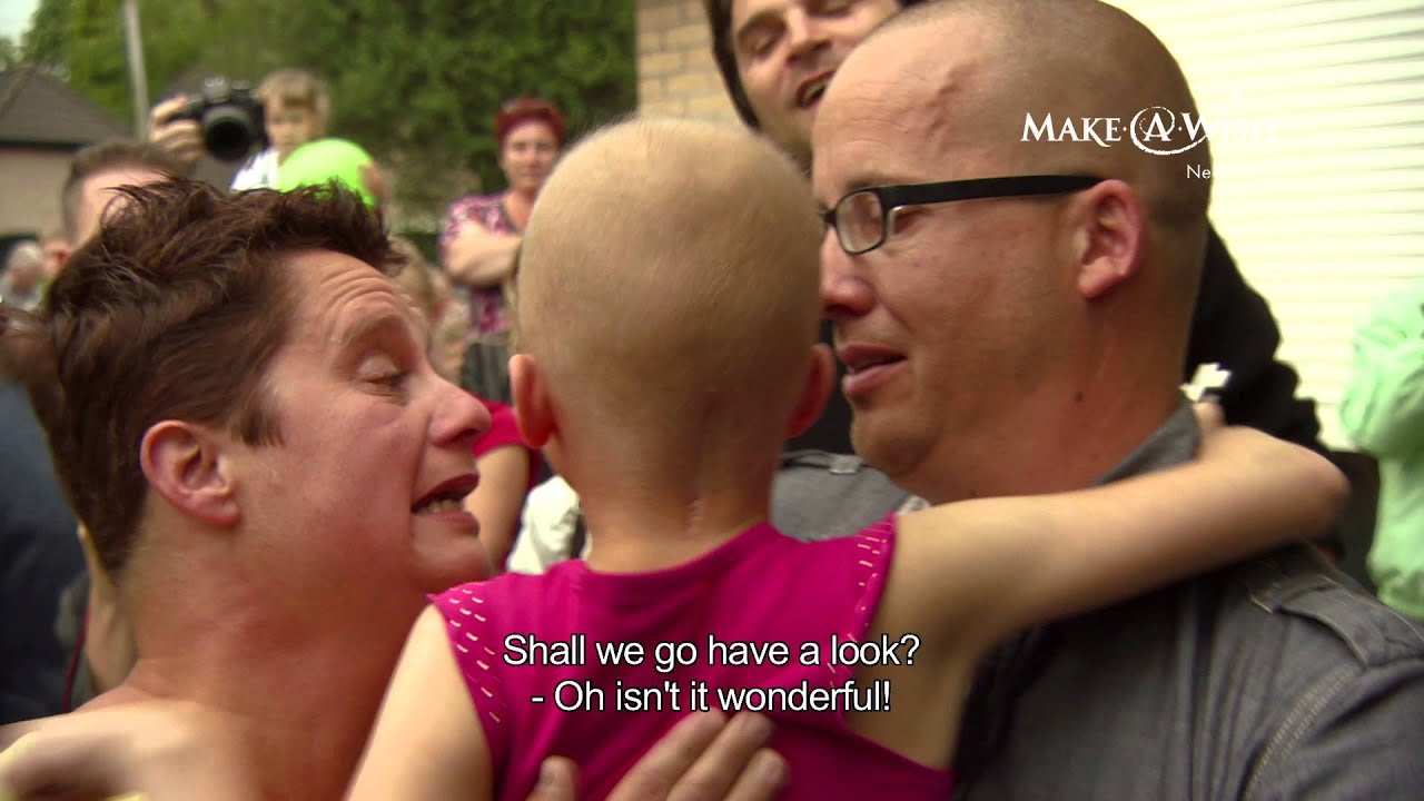 De liefste wens van Danique: een eigen boomhut! (Engels ondertiteld)