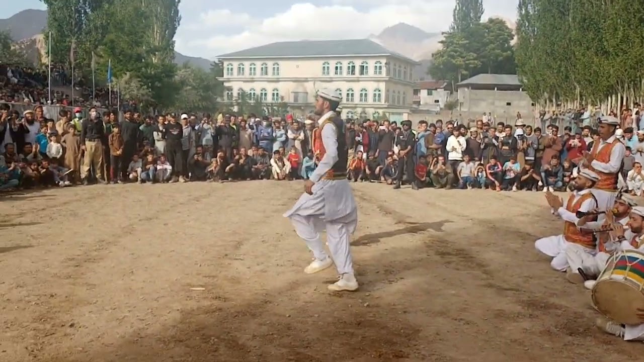 new best chitrali culture dance chitral scouts❤