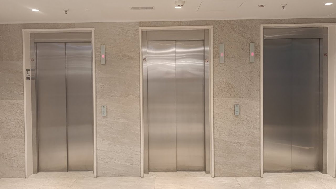 3x SCHINDLER 3300 lifts @Amphora, Split, Croatia