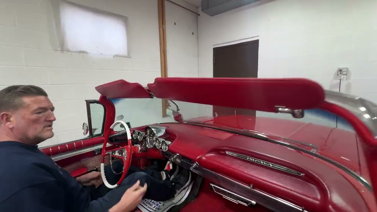 Предпродажное видео кабриолета Impala 1960 года, подготовленное для клиента перед отправкой.