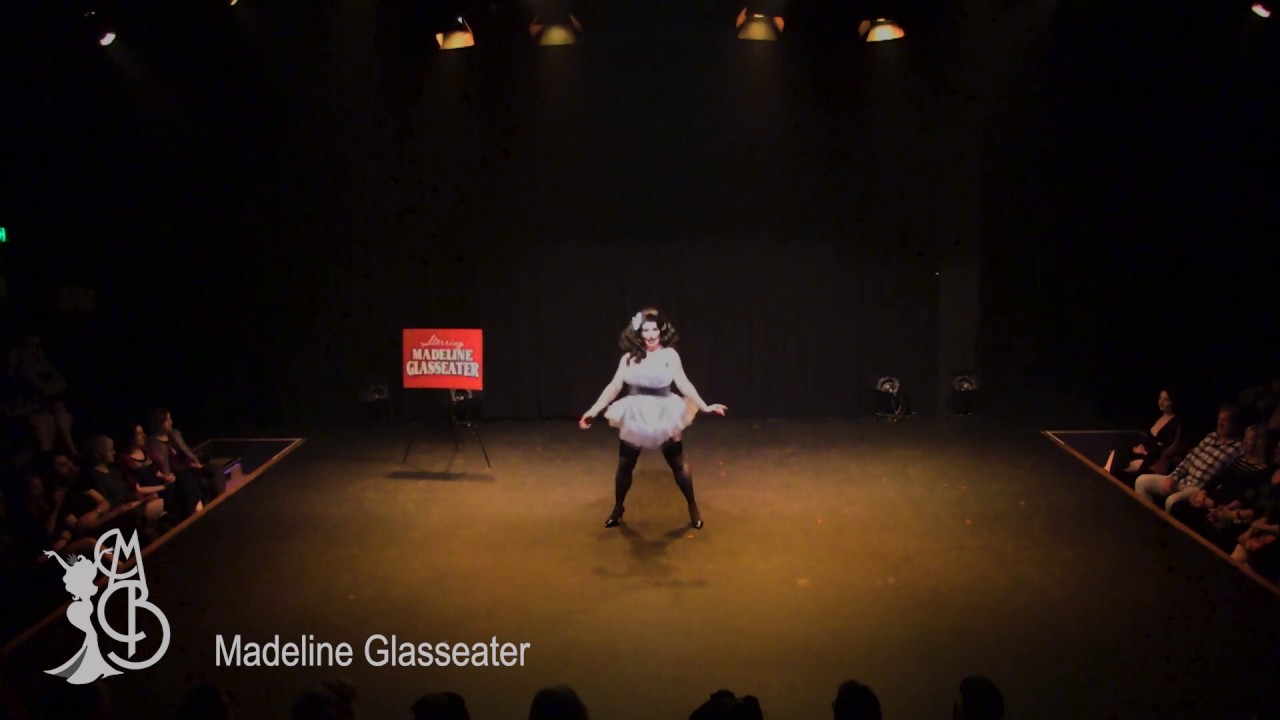 2019 Miss Burlesque Queensland - Madeline Glasseater - Traditional
