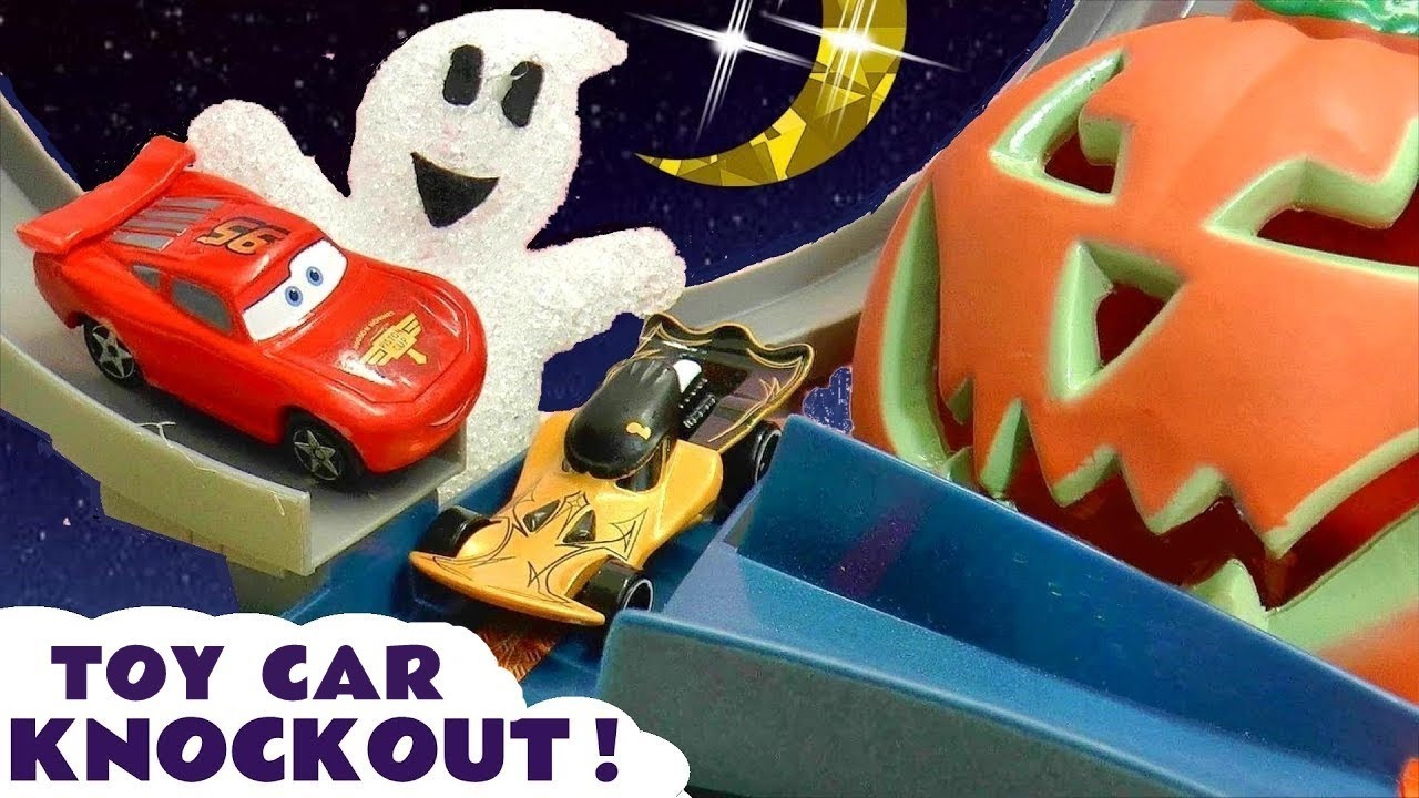 The Funlings Pumpkin Toy Car Play Racing Challenge