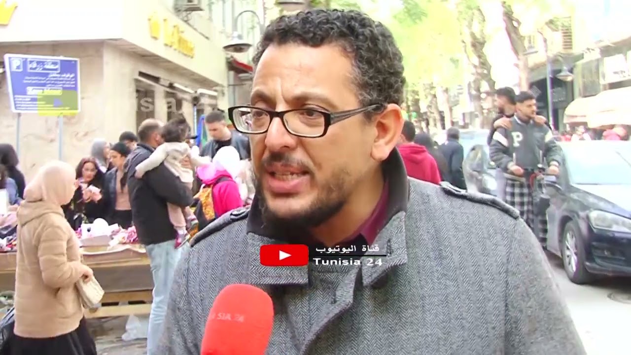 أستاذ يهاجم نواب الشعب بسبب مأدبة 5 نجوم..دخلتو تر فر وجواعة وليتو تتعشاو في نزل فاخرة..إرحلوا!