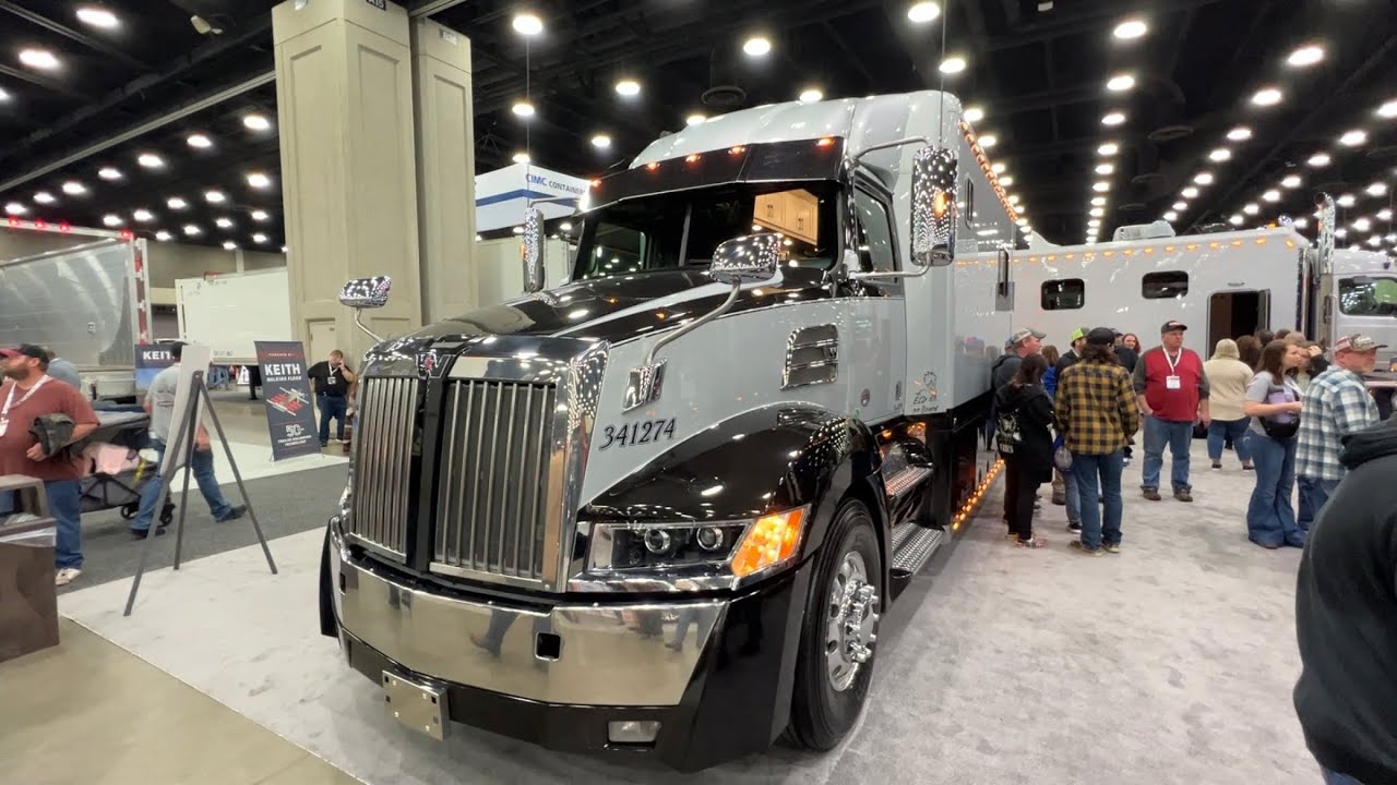 Western Star 5700 with 168” Sleeper by ARI #MATS2023 #MidAmericaTruckingShow #ARI
