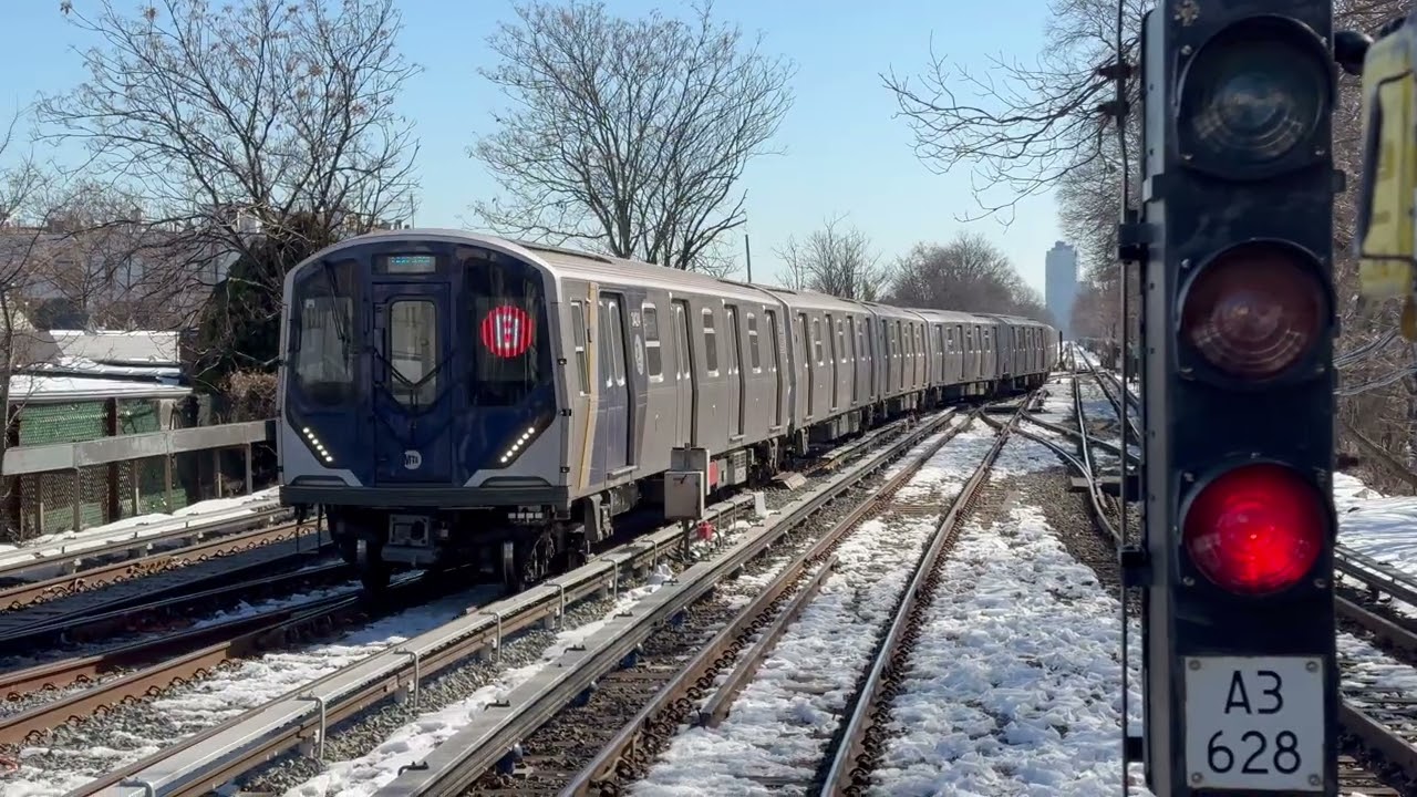 MTA New York City Subway A, B, C, E, J, L, Q, 2, 5, & 6 Trains In Manhattan & Brooklyn (2/13/26)