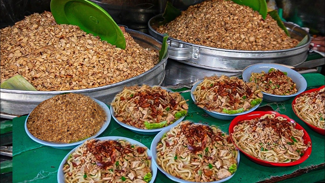 MIE PANGSIT BALAP, YANG NGELAYANI SAMPAI 7 ORANG
