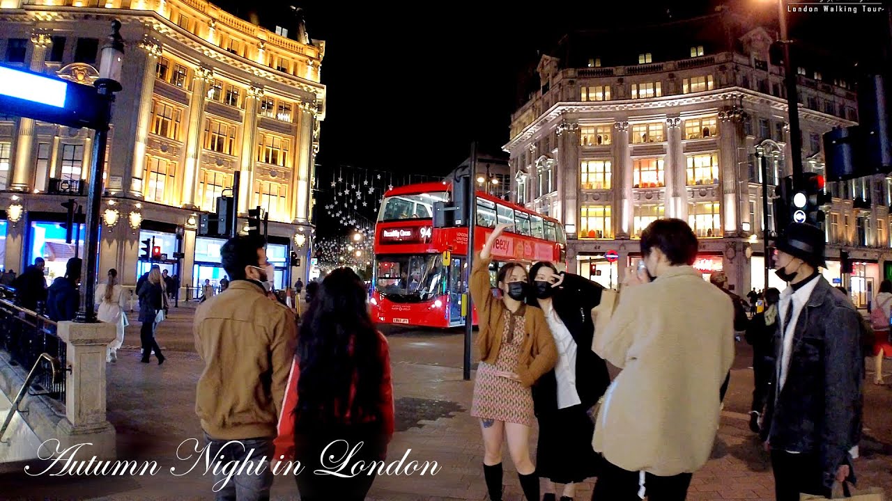 Autumn Night Walk in Central London | Central London Night Walk [4K]