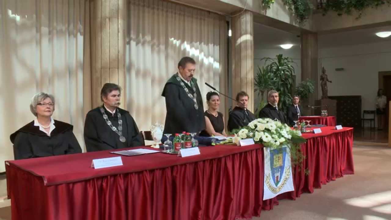 PE-GTK Diplomaátadó (2015 nyár, teljes felvétel)