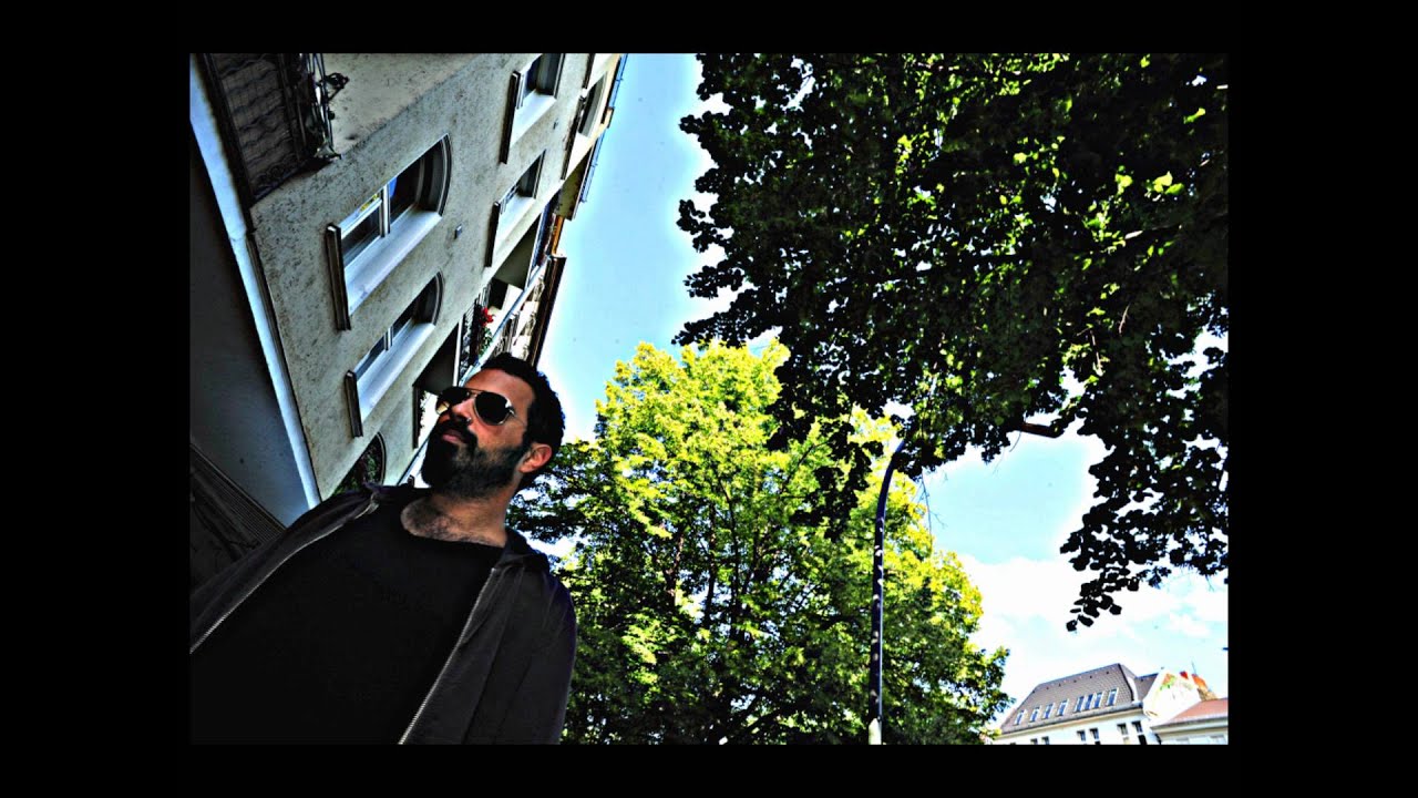 Roman Fleischer - Out Of My Head (Original Mix) - Forthcoming on Development Music.