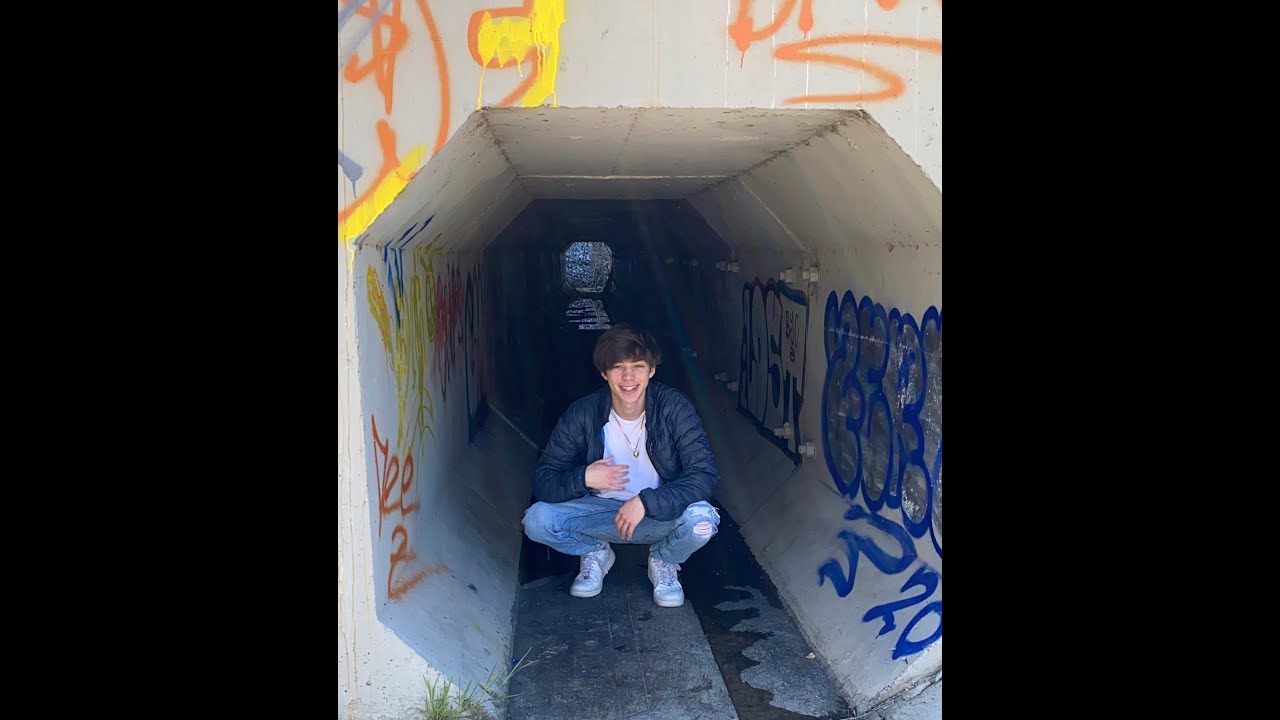 Ethan Matthews - She Wildin&rsquo; (Official Music Video)
