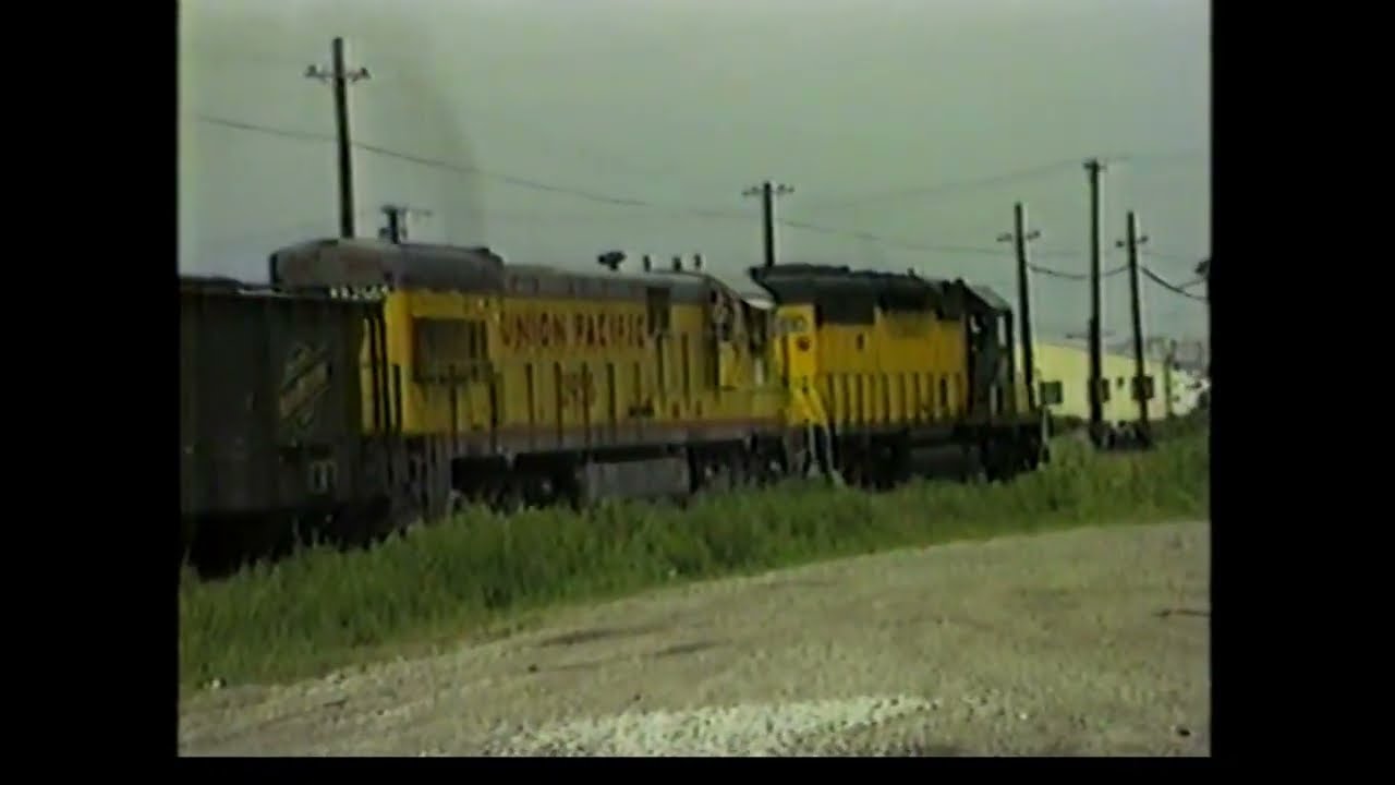 GREAT ACTION AT DOLTON JCT, IL 6/25/82. CONRAIL, CNW, UP, L&N, MP, SCL CABOOSE! MOPAC JIM GP15!