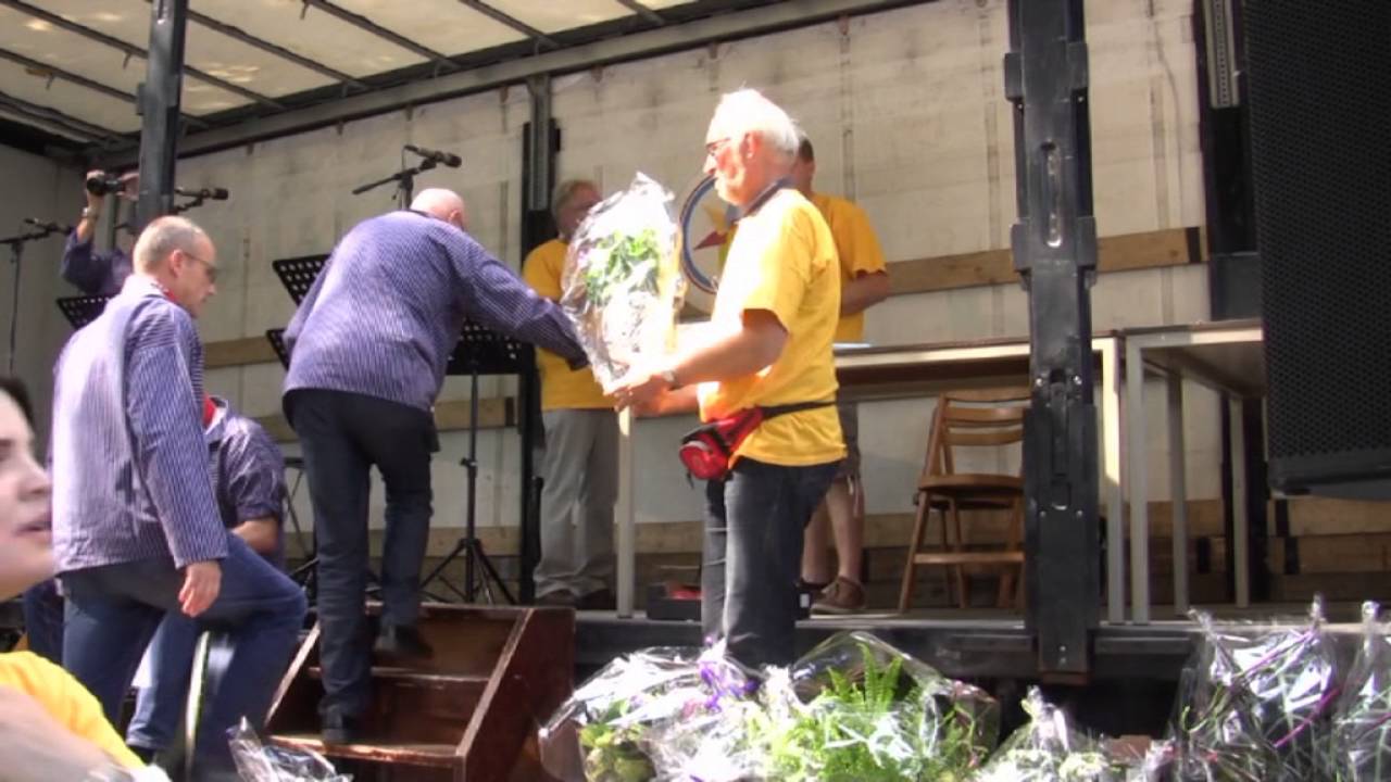 27-8-2016 Dorpsfeest in Est t.b.v. het dorpshuis