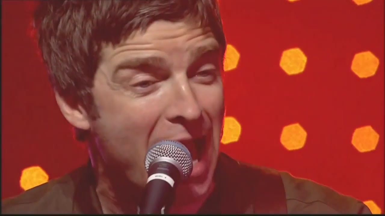 Noel Gallagher's High Flying Birds - Dream On (Casino De Paris 2011)