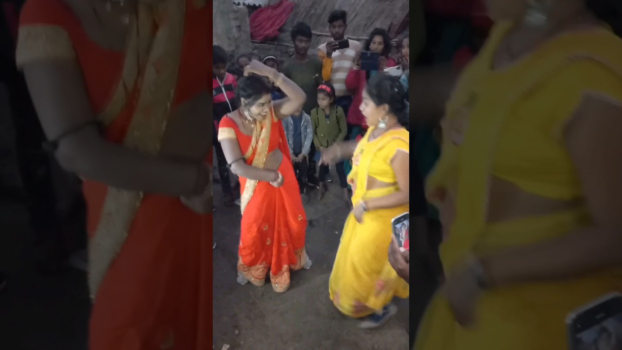राधा गोरखपुरिया और मालती चौहान का डांस