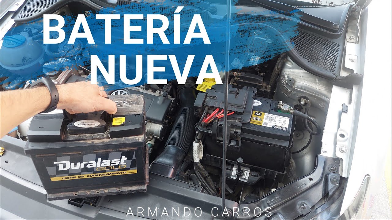Como cambiar batería de coche 🔋, acumulador nuevo en VW Vento | Armando Carros