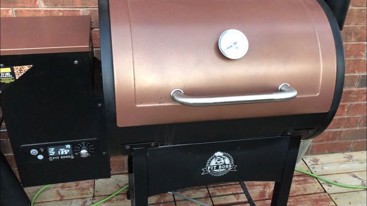 Pit Boss Pellet Smoker/Grill  The Classic/700Fb (How To Smoke Dino Beef Ribs)