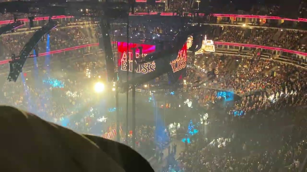Woman’s Elimination Champion Match Entrances | Alexa Bliss & Asuka 