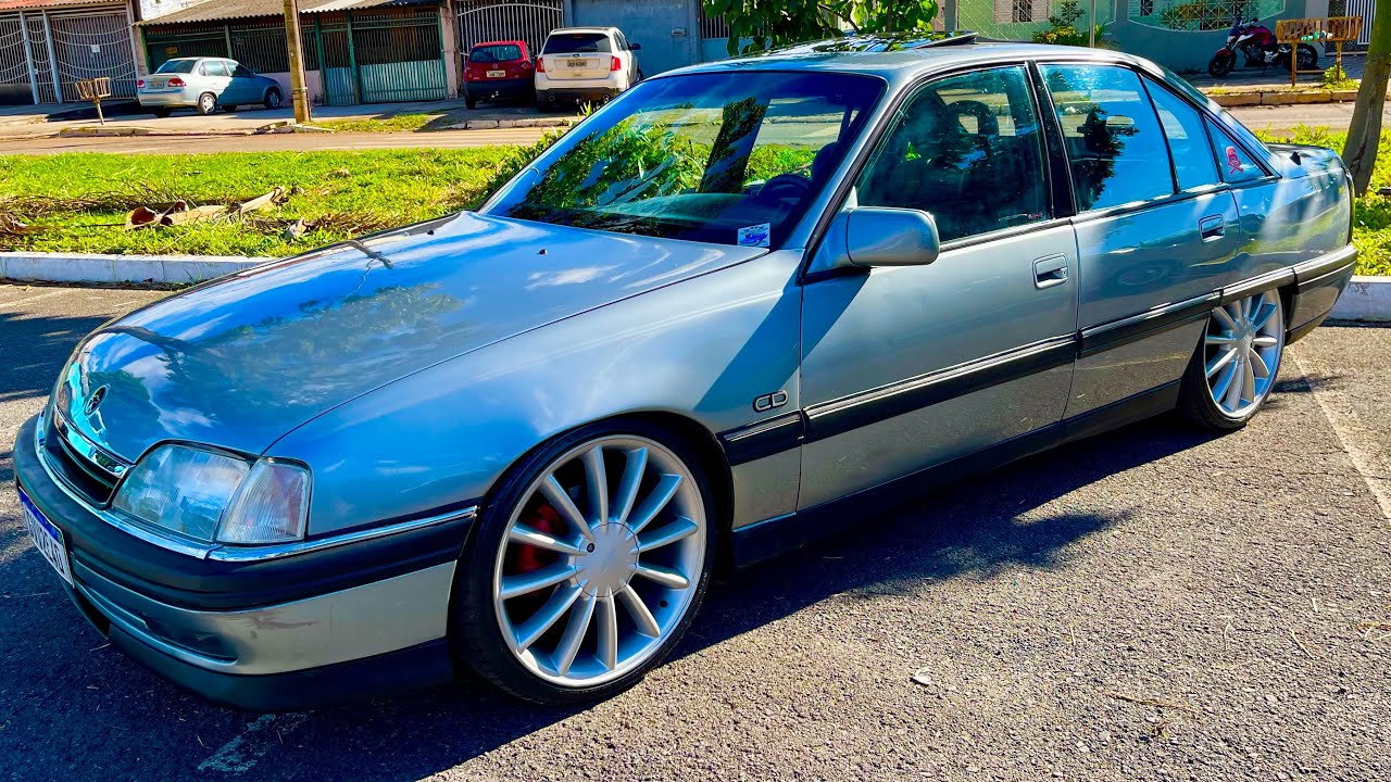 OMEGA CD PRATA