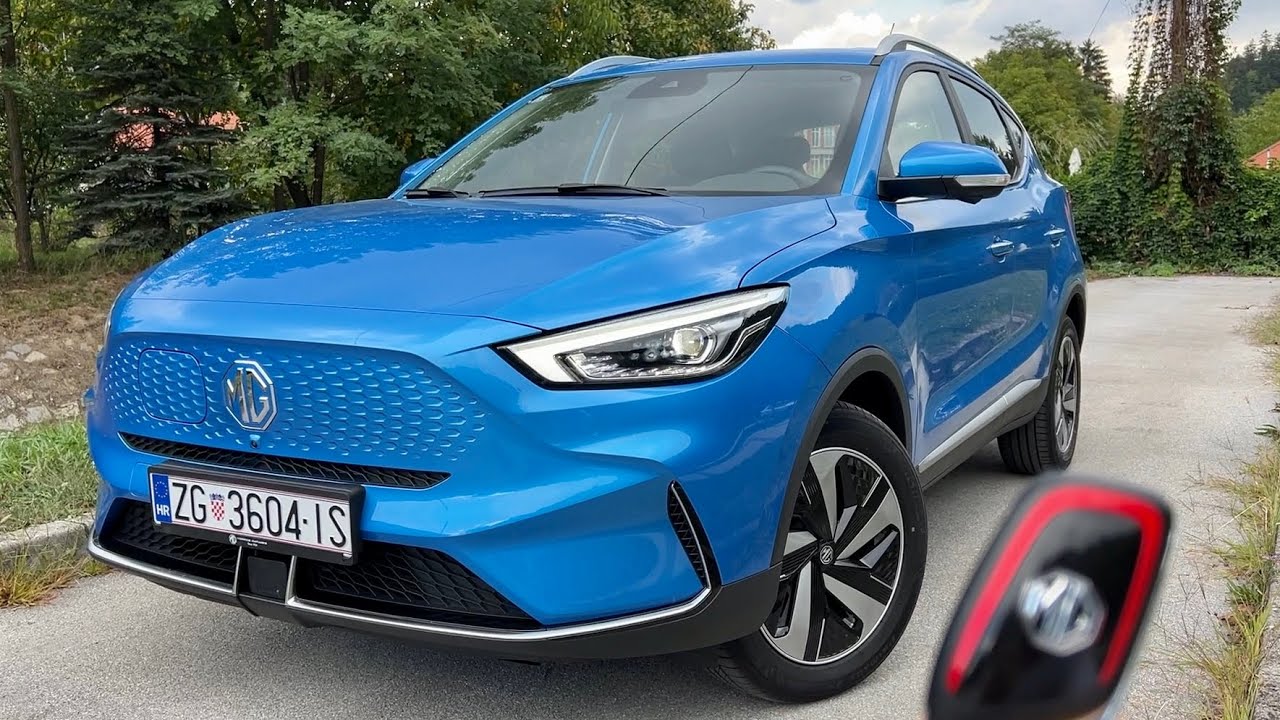 New MG ZS EV 2022 - FIRST LOOK & visual REVIEW (exterior, interior, trunk)