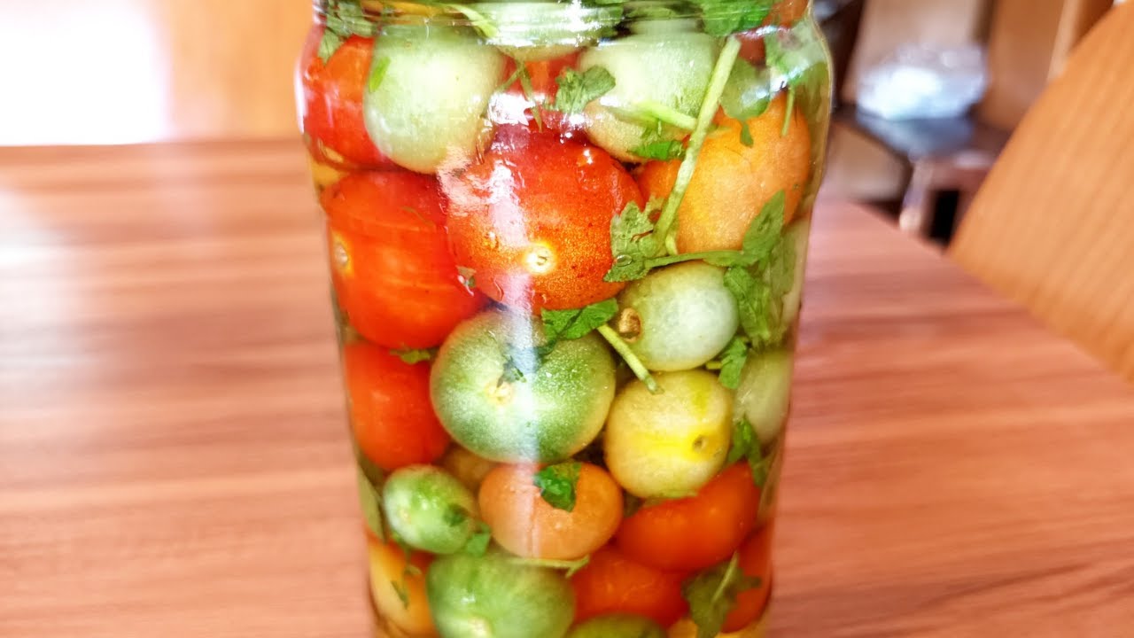 طرز تهیه ترشی گوجه گیلاسی کال با سرکه بی نظیر، خوشرنگ وطعم،شیک وآسان،آموزش ترشی خوشمزه به سبک میترا