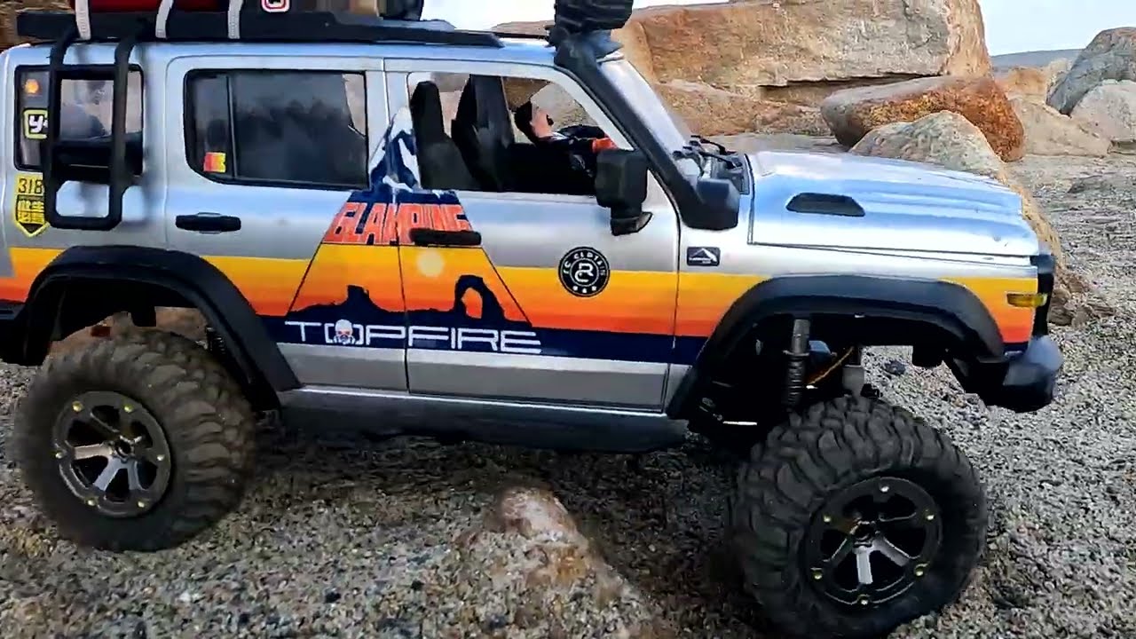 Tank300 1:12 / Beach Camping Trail Mn300