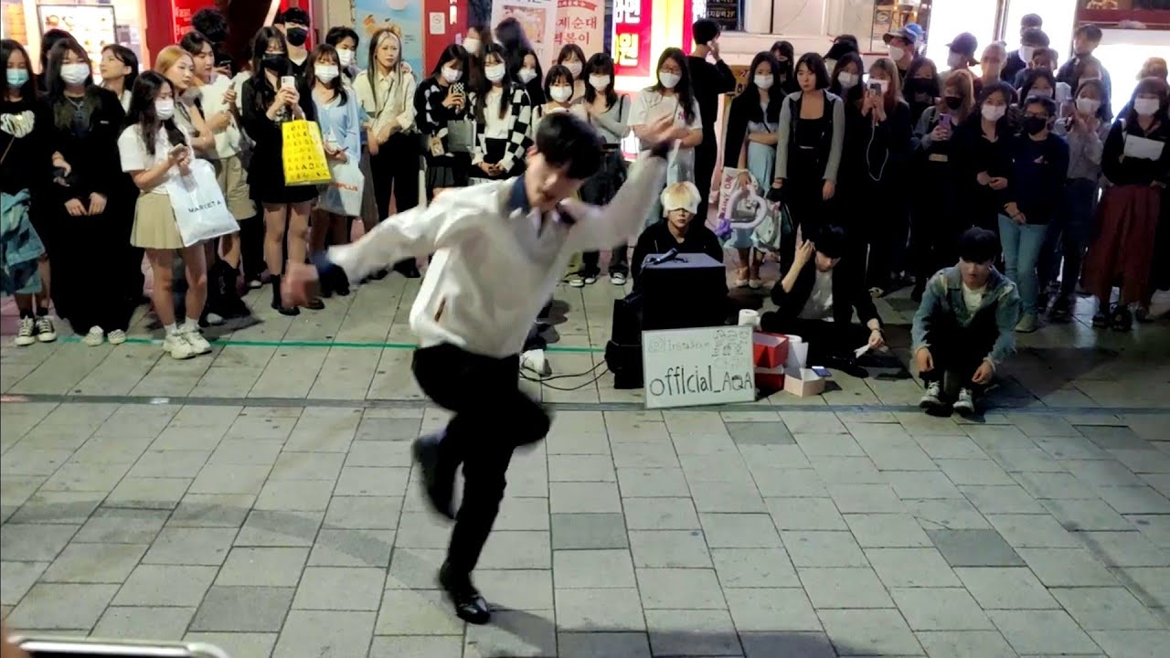 MONDAY. AQA, LEE TAEYOUNG, HONGDAE IDOL. BEAUTIFUL CAPTIVATING. WITH GOOD MANNERS. HONGDAE BUSKING.