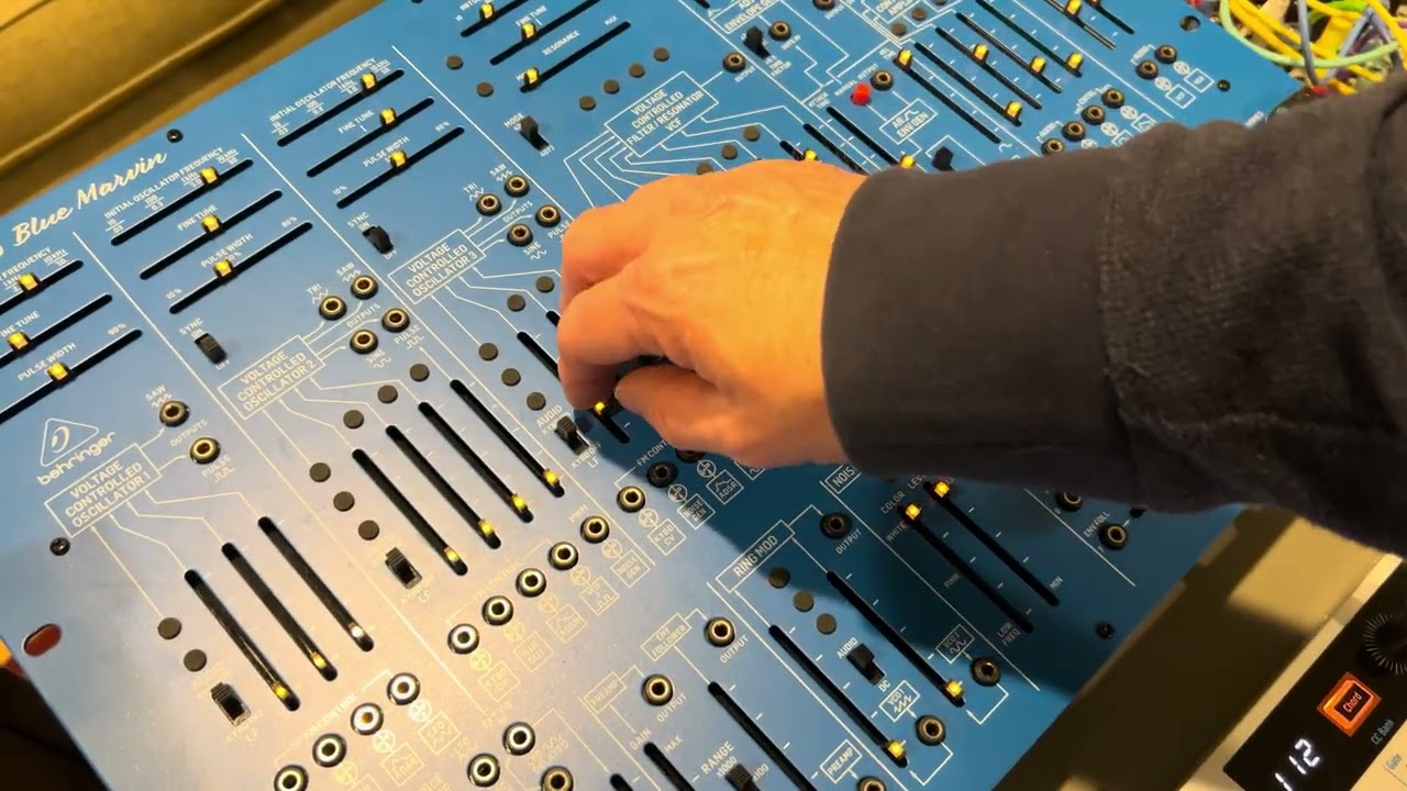 Behringer 2600 Blue Marvin patching