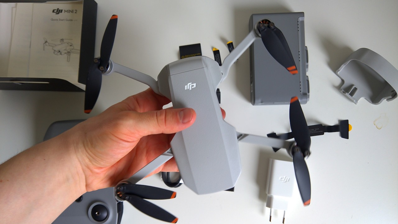 DJI Mini 2 Fly More Combo | Unboxing (4K) | TBT #throwbacktech
