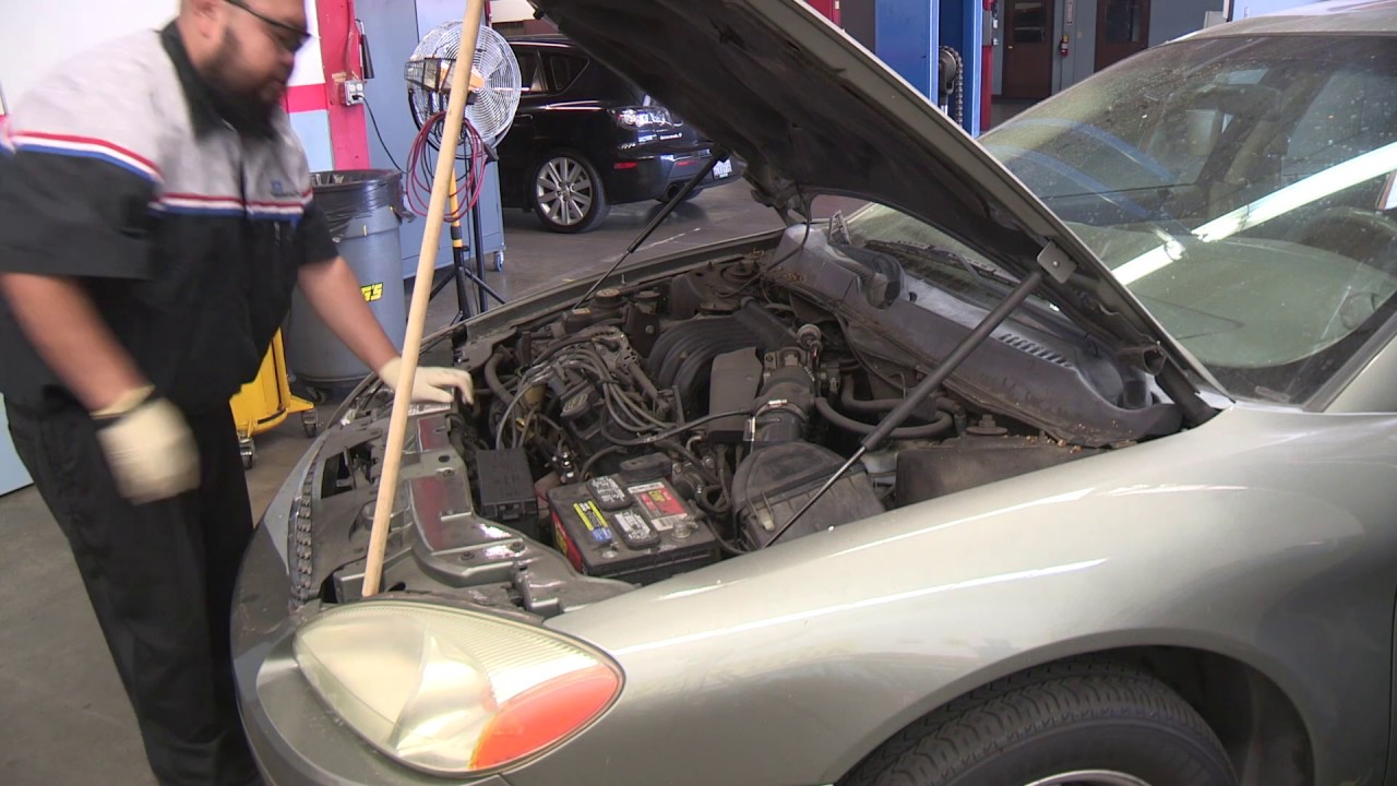 Diagnostico de La Bomba de Combustible Ford Taurus
