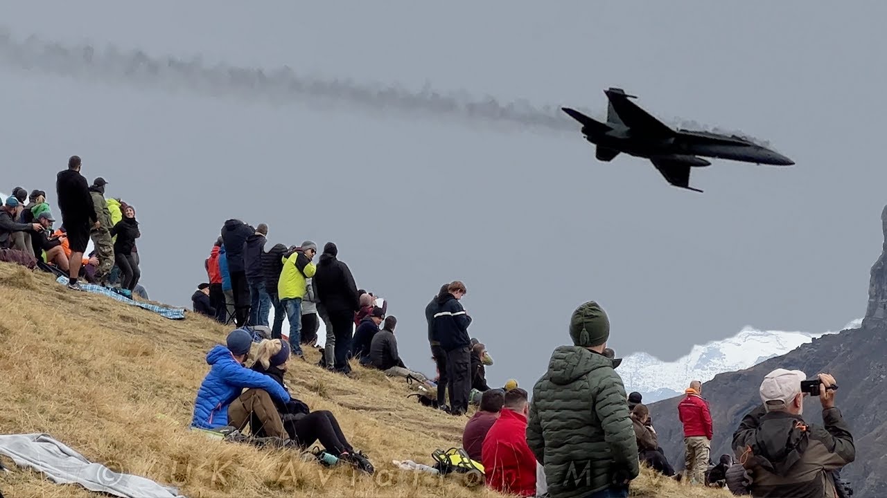 Swiss F-18 Hornet live fire demo