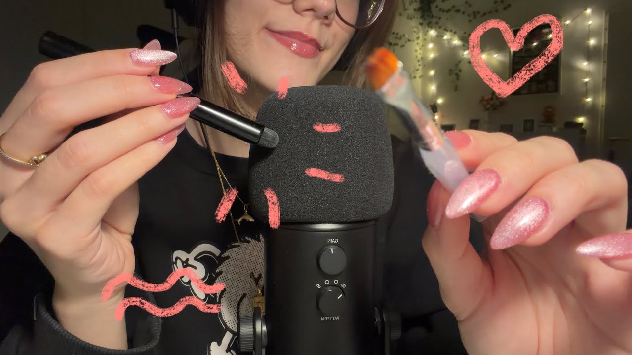 ASMR | brushing your face & the mic🌸 (close up, personal attention, clicky whispers)