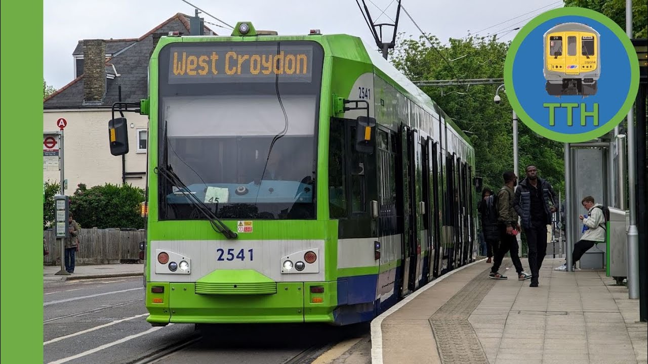 Trams at Lebanon Road