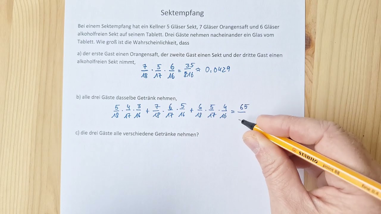 Sektempfang (Wahrscheinlichkeitsrechnung, Tablet mit O-Saft/Sekt/Sekt ohne Alkohol, drei Gäste)