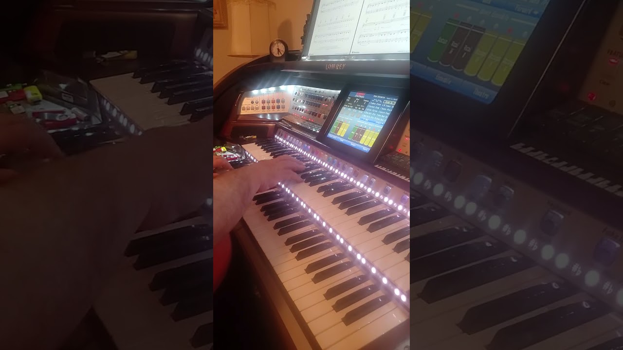 Real Live Girl played on my Lowrey Grand Marquee Organ 