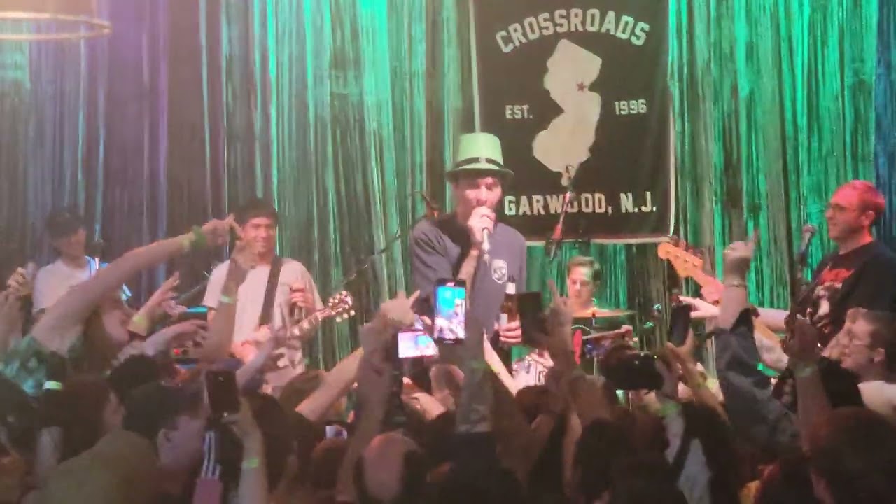 Constant Headache--Joyce Manor live 3/17/2024 Crossroads early show