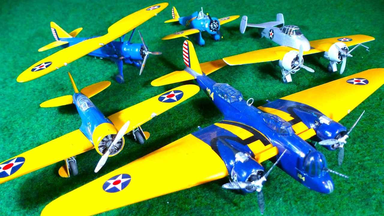 Interwar US ARMY Aircraft Model Collection with Engine Sound and Kit Covers 1/72 Scale US Air Force
