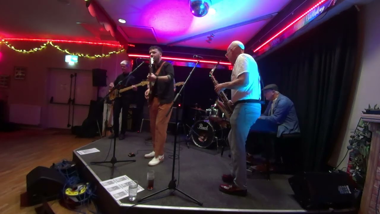15 Ross Malcolm Terry Henry Dennis Greg