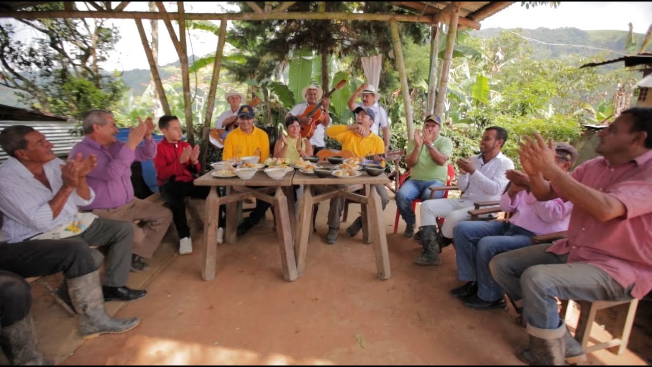 San Juan de Ríoseco Cundinamarca, Las Aventuras del Profesor Yarumo